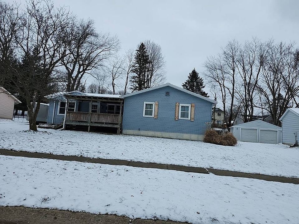 1st image of 161 Clayton Ct