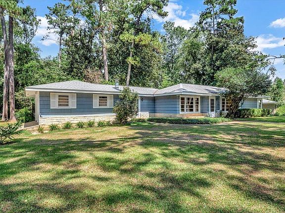 4th image of 304 Meadowbrook Dr