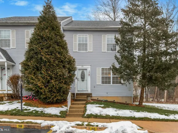 60 Andrews Ct #60, Aston, PA 19014
