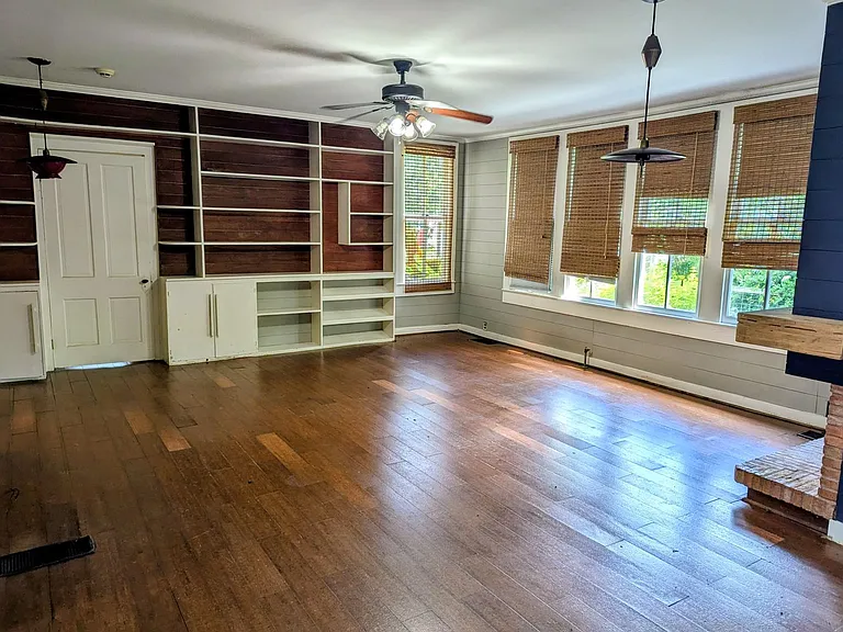 321 Elizabeth Ave — Photo 5