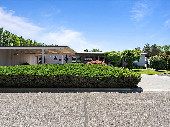 2nd image of 3324 W 19th Avenue W #52