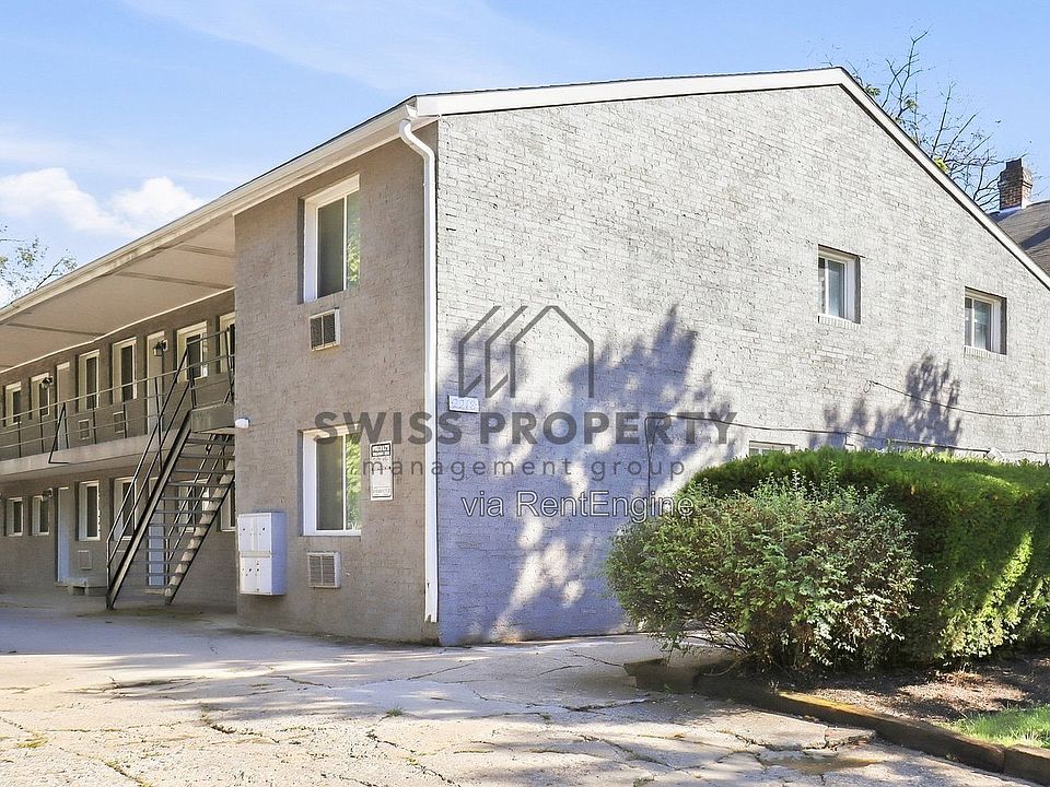 1st image of 2218 N 4th St APT 10