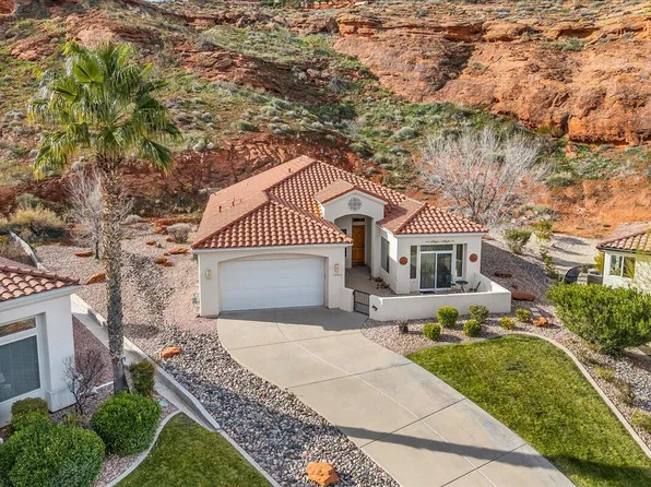 1083 W Shadow Ridge Ct, Washington, UT 84780