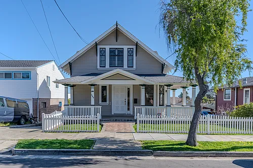 364 Cypress Ave Photo 1