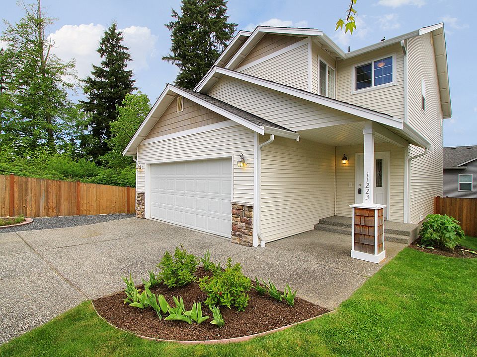 2nd image of 11223 14th Pl SE