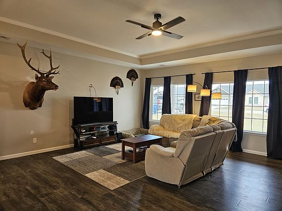 3rd image of 2508 Wren Ln