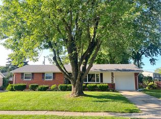 404 Reichard Dr, Vandalia, OH