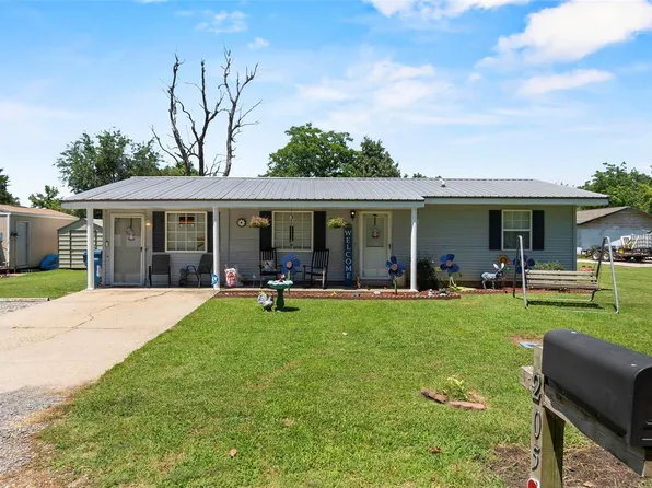 205 Brandon St, Clarkton, MO 63837