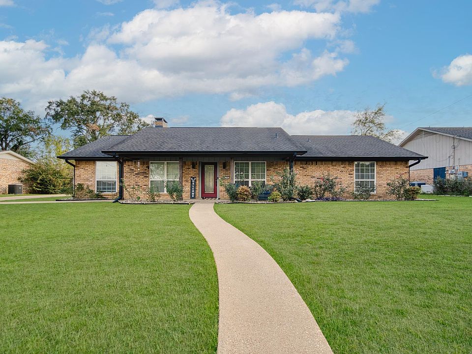 1st image of 326 E Robinwood Dr