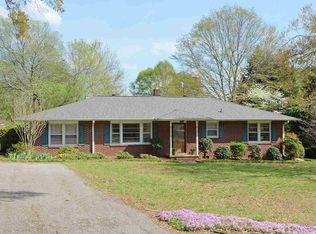 1420 Hilltop Dr, Anderson, SC 29621