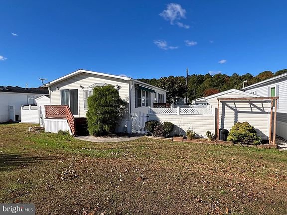 2nd image of 11911 W Yardarm Dr