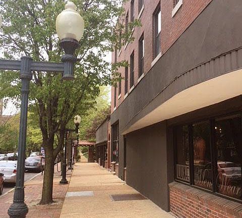 2nd image of 303 Union Blvd #3N