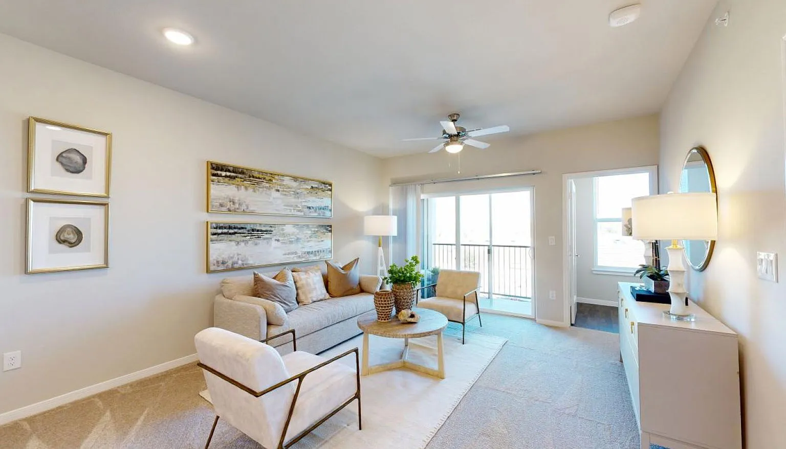 1 bed, 1.0 bath, 700 sqft, $1,095 — Photo 2