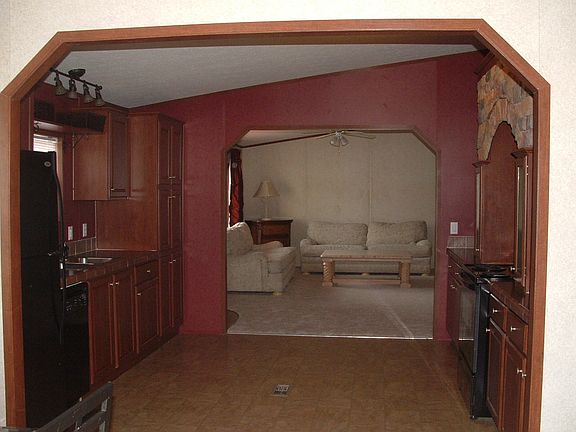 4th image of 11420 Winding Way