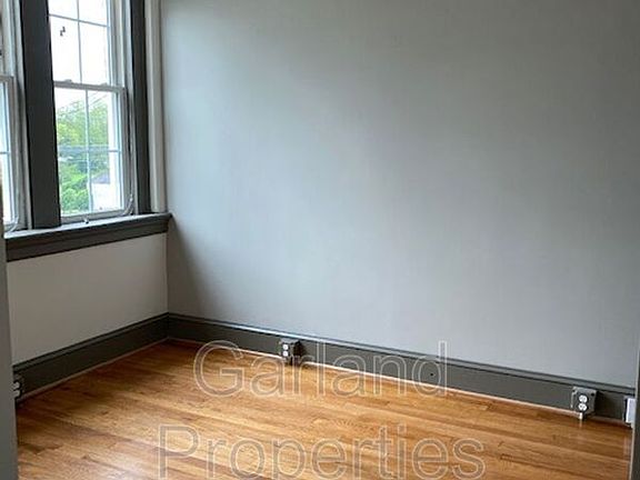 4th image of 821 Salem Ave SW #205