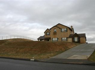 18620 Oak Park Dr, Riverside, CA 92504