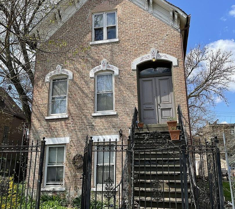 1st image of 1416 N Maplewood Ave