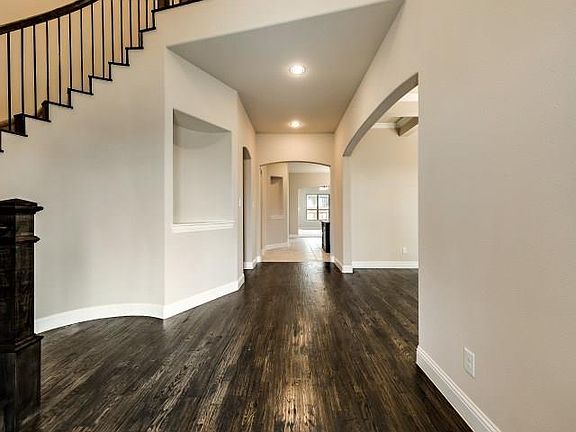 5th image of 1651 Coventry Ct