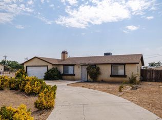 11030 Kiowa Rd, Apple Valley, CA 92308