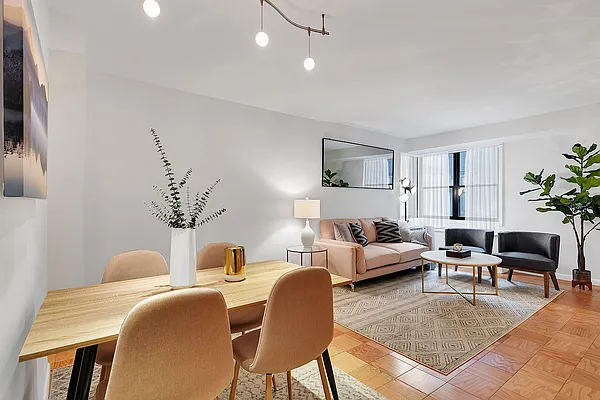 Sold by Cooper & Cooper Real Estate | media 14