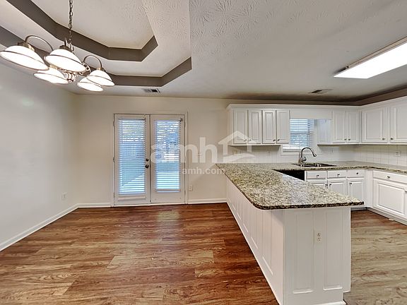 5th image of 3282 Oak Vista Way