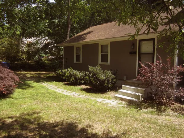 410 Knolls St, Chapel Hill, NC 27516