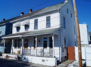 719 Crane St, Catasauqua, PA 18032