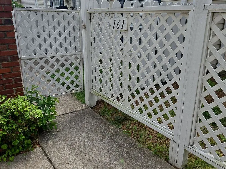 Tusculum Square Apartments and Townhomes — Photo 44