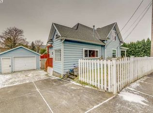 230 SE 2nd St, Gresham, OR 97080