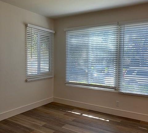 4th image of 1064 Emerald St #1058