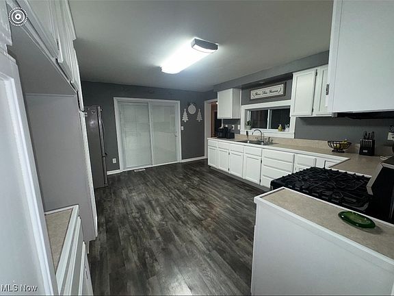 4th image of 135 Wheeling Ave