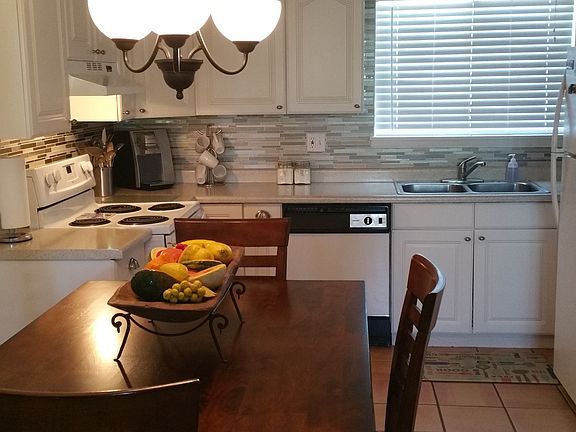 3rd image of 4141 Westcity Ct APT 84