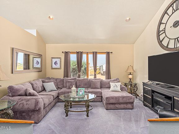 3rd image of 2840 W SUNRISE Drive