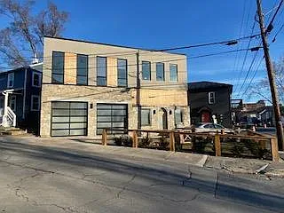 503 N Cameron St — Photo 2