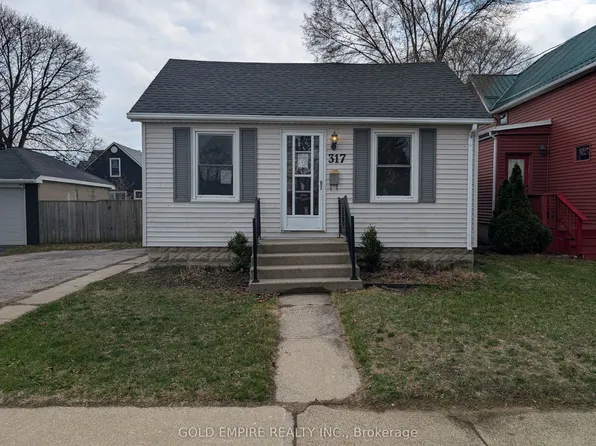 317 Maxwell St, Sarnia, ON N7T 5C6