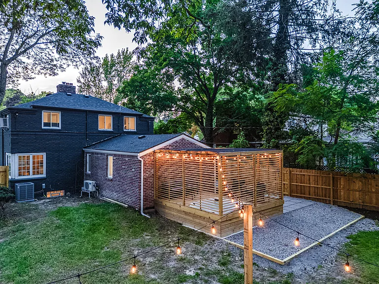 27470 Lathrup Blvd — Photo 40