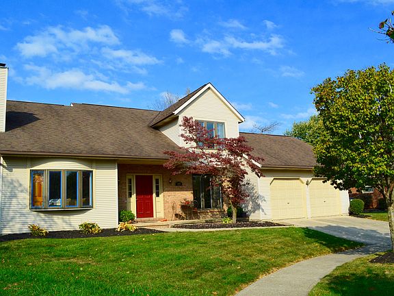 2nd image of 6239 Hickory Lawn Ct