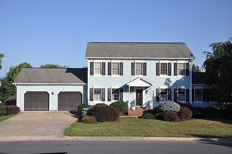 1st image of 616 Sugar Maple Ln