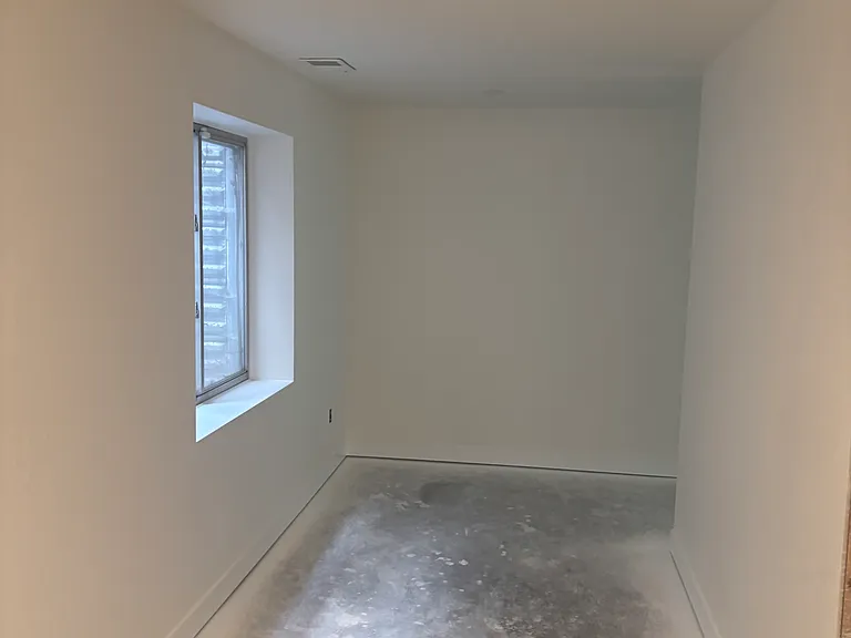656 Wade Rd — Photo 9
