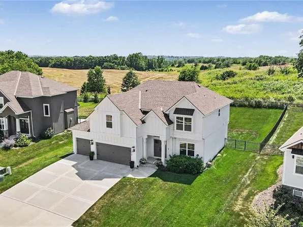 12760 N Imperial Dr, Long Eddy, MO 64079