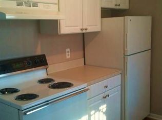 513 E 14 Mile Rd, Birmingham, MI 48009