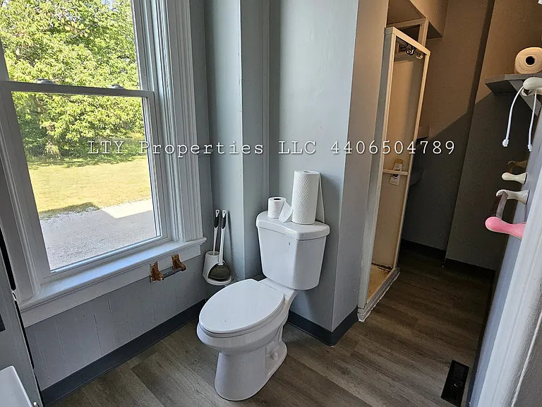 423 W 48th St #3 — Photo 6