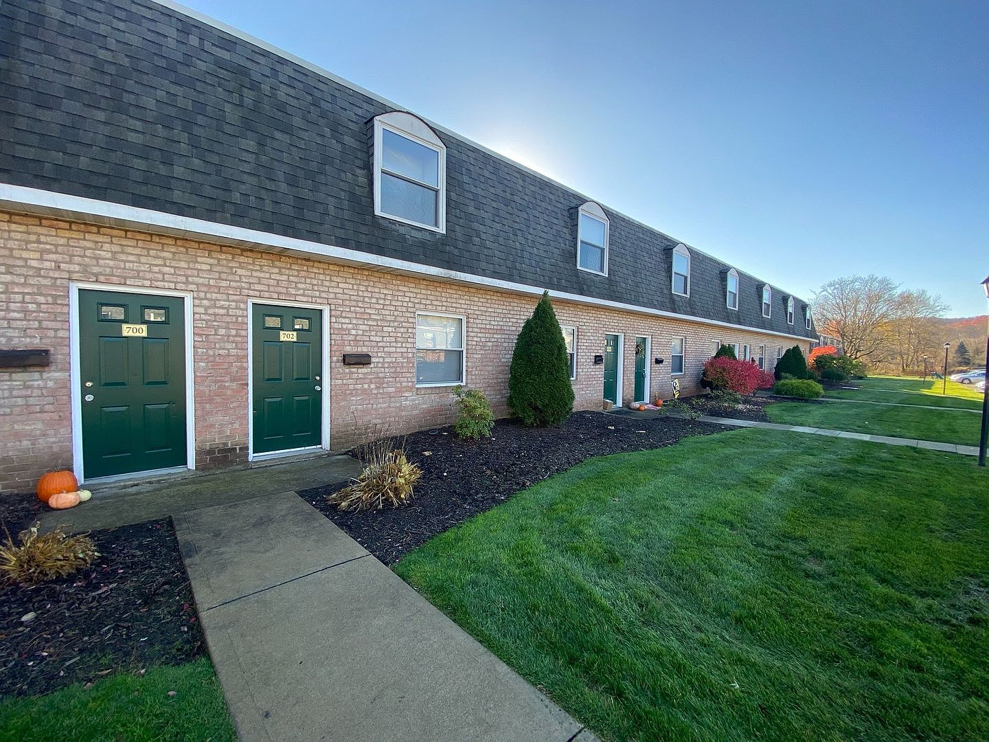 700 Hemlock Sq, Zelienople, PA 16063 Zillow