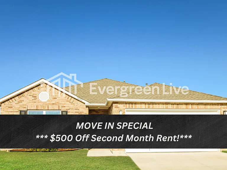 1002 W Lawton Rd — Photo 1