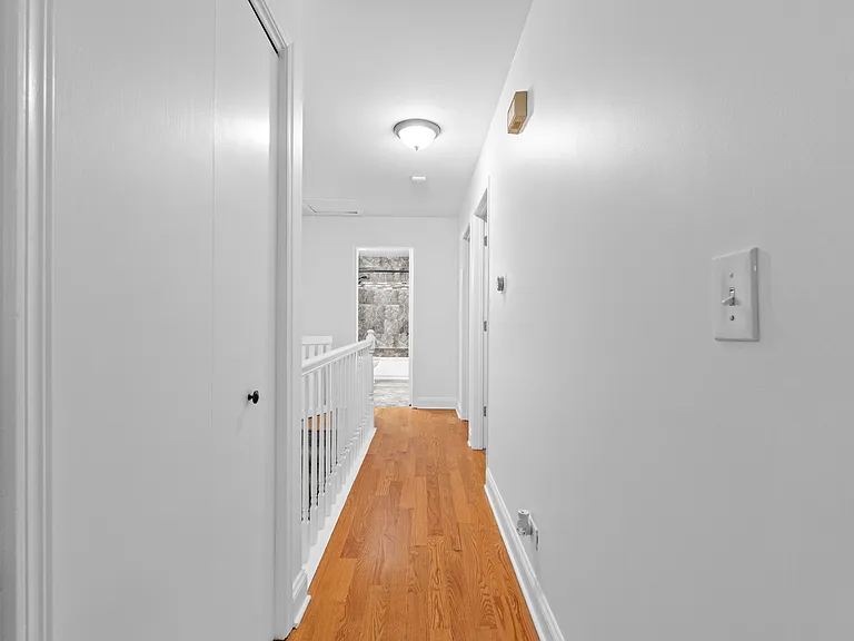Dean Dr — Photo 7