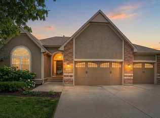 1205 Richards Cir, Raymore, MO 64083