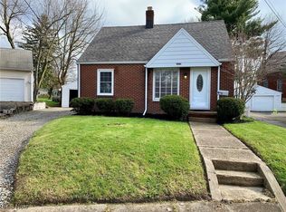 2420 Empire Rd NE, Canton, OH 44705