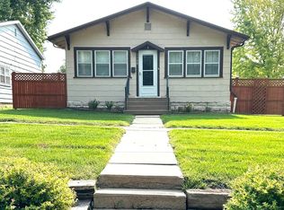 1120 N Kansas St, Superior, NE 68978