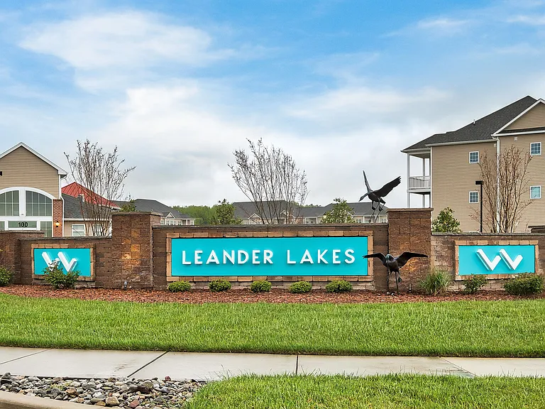 Leander Lakes — Photo 6