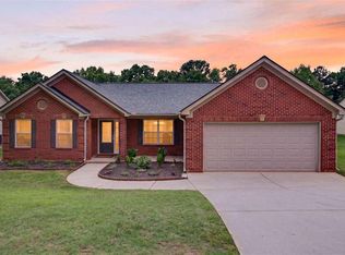 69 Red Bud Rd, Jefferson, GA 30549